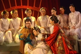 Costume designers face tough times 