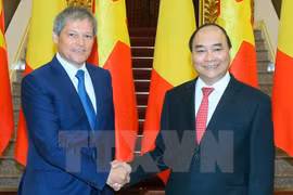 Romanian Prime Minister wraps up Vietnam trip