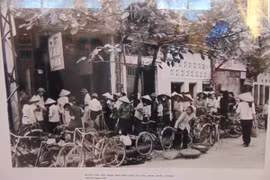 Exhibition on Communist Party and reform process 