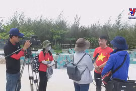 Journalists help bridge mainland and Truong Sa archipelago