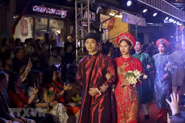 Fashion show recalls Thang Long memories