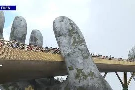 Da Nang’s Golden Bridge listed amongst world’s most stunning bridges