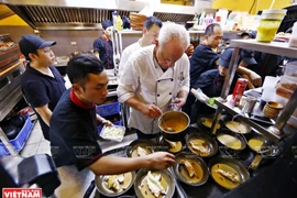 British chef introduces Vietnamese food to the world