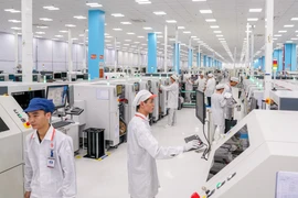 Exploring “Made in Vietnam” 5G smartphone factory