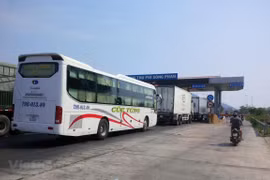 Transport firms, investors show different views on plan to increase BOT fees 
