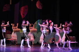 Vietnam, French artists stage Carmen