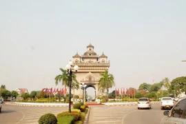 Laos turns ASEAN economic challenges into opportunities 