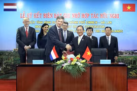 Binh Duong, Emmen city step up cooperative ties