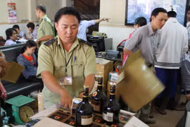 Smuggled counterfeit goods on the rise ahead of Tet