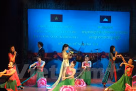 Cambodia, Thai culture introduced to Vietnamese people 