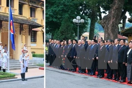 Flag raising ceremony marks ASEAN Community’s formation