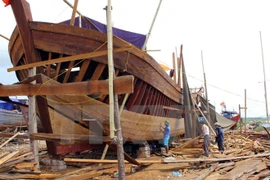 Fishmen receive preferential loans for building their fishing vessel. 