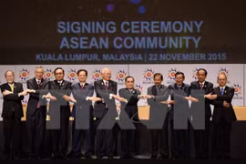 Singaporeans optimistic about AEC 