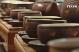 Bat Trang in the spotlight of Hanoi craft village tourism