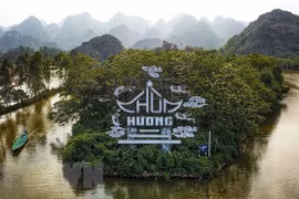 A trip to Huong Son landscape complex - the land of Buddha