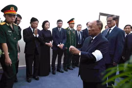 A CPP delegation led by Honorary President Samdech Heng Samrin at the ceremony (Photo: VNA)