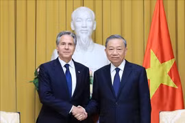 President To Lam (R) and US Secretary of State Antony Blinken. (Photo: VNA)