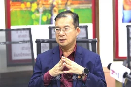 Assoc.Prof.Dr Neak Chandarith, Director of the Institute for International Studies and Public Policy under the Royal University of Phnom Penh (Photo: VNA)