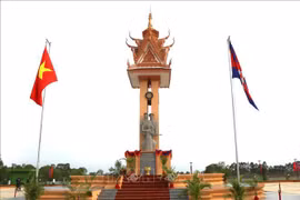 The Vietnam-Cambodia friendship monument in Cambodia's Svay Rieng province. (Photo: VNA)