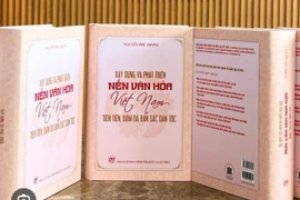 The book on building and developing an advanced Vietnamese culture imbued with national identity (Photo: hanoimoi.vn)