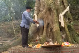 Unique forest god worship of Mong people in Si Ma Cai