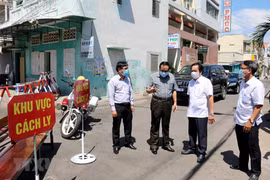 Binh Thuan inspects pandemic prevention work in quarantined areas
