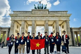 Hanoi students win medals at Pangea Math World 2023