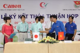Canon “cultivates future talents” with nationwide scholarships 