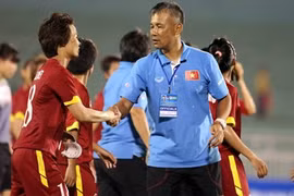 Chung back to coach Vietnamese women's football team 