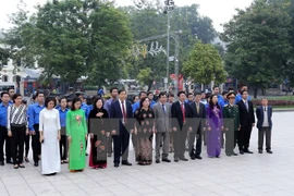 Hanoi leaders commemorate Russia’s October Revolution