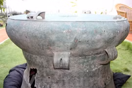 Vietnam’s ancient Dong Son drum found in Timor Leste 