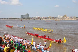 Cambodia calls off biggest annual festival over drought fears 