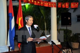 Saint Kitts and Nevis wishes for closer relations with Vietnam 