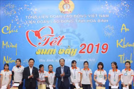State, organisations join hands to ensure a happy Tet for all 