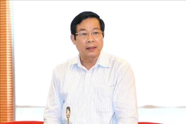 Retired officials must wait before founding private firms