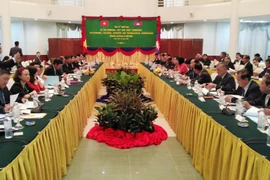 Vietnam, Cambodia seek ways to step up bilateral ties 