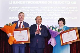 PM meets with leaders of Russia-Vietnam Friendship Association