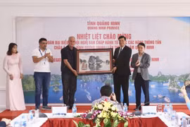 Quang Ninh chairman receives OANA delegation