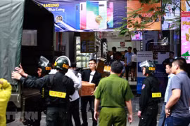 Vietnam asks Interpol to issue red notice for fleeing businessman