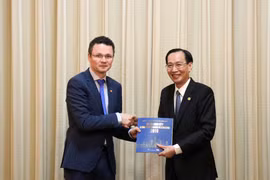HCM City, Ireland to boost cooperation in education, health