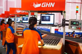 E-commerce helps develop logistics property sector