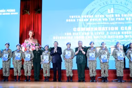 Vietnam peacekeeping force honoured 