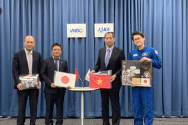 Vietnam receives objects from Japan for display at space museum 