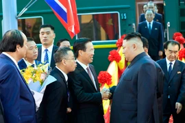 DPRK Chairman arrives at Dong Dang Station, beginning Vietnam visit