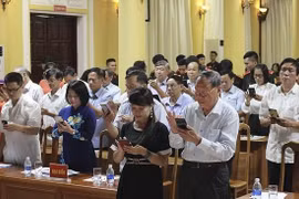 Texting campaign launched to support AO/dioxin victims