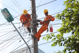 Vietnam to purchase more power from China, Laos