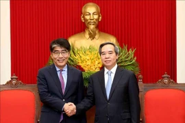 Party official receives ILO Country Director 