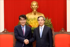 Party official receives ILO Country Director 