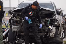 Bomb attacks kill three in southern Thailand