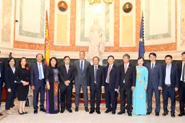 Spain wants new breakthroughs in relations with Vietnam: official